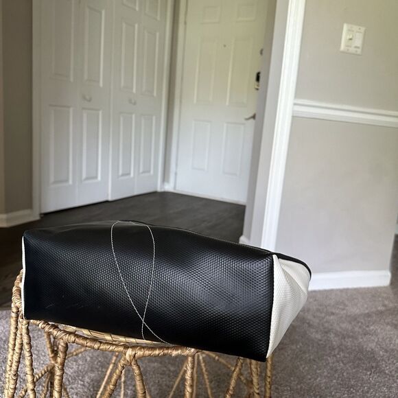 Holly Aiken Swallow Bird Bag large Shoulder tote Durable Black & White MSRP $168 - Picture 12 of 12